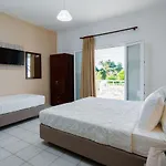 Hotel Grekas *