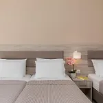 Hotel Grekas *