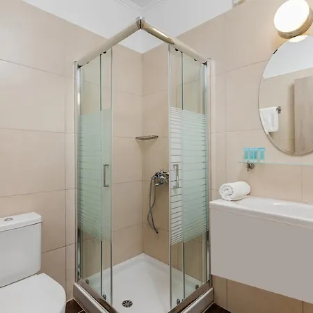 Hotel Grekas *