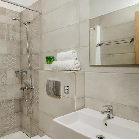 Grekas Hotel Néoi Póroi