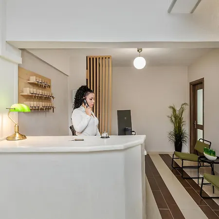 Grekas Hotel