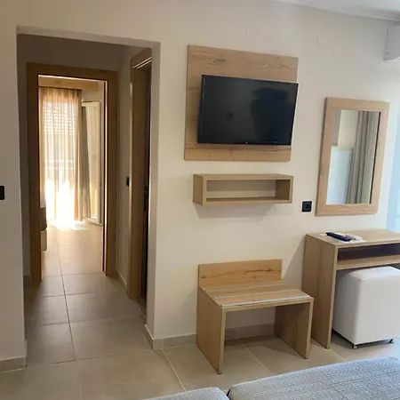 Grekas * Néoi Póroi